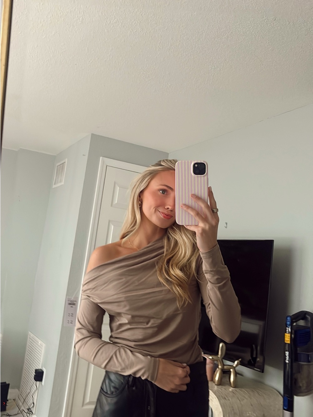 NWT A&F Long Sleeve Off the Shoulder Ruched Top